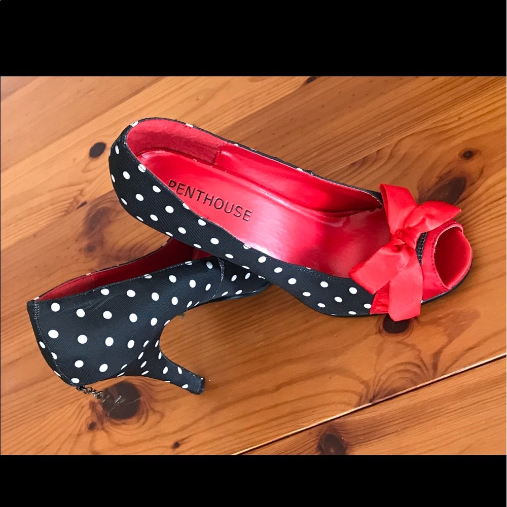 PENTHOUSE PAIGE SATIN POLKA DOT PUMP